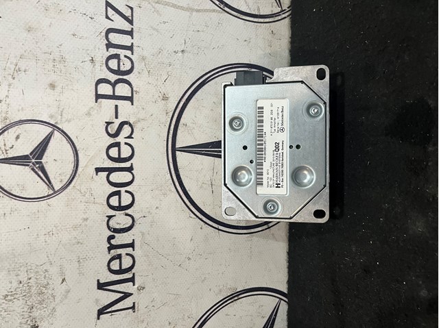 Усилитель звука аудиосистемы A2118705189 MERCEDES