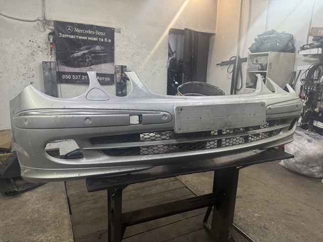 A2118800240 MERCEDES Бампер передний купить в Украина