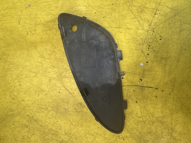 Решетка переднего бампера, правая A2118850253 MERCEDES
