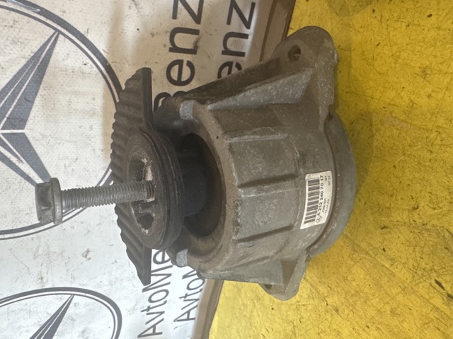 MERCEDES A2122407017 Подушка (опора) двигателя правая в наличии Ирпень