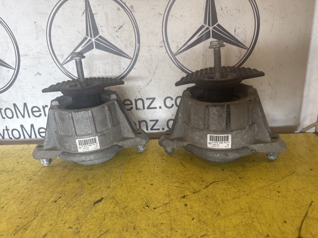 Правая подушка ДВС A2122407017 MERCEDES