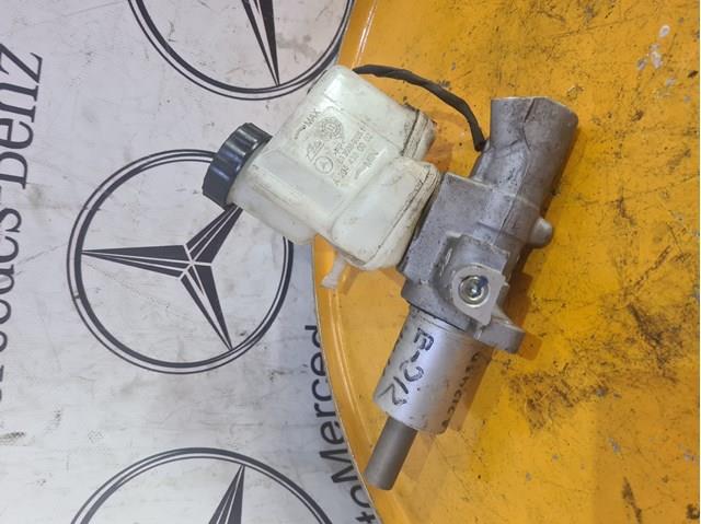 Цилиндр тормозной, главный A2124300801 MERCEDES