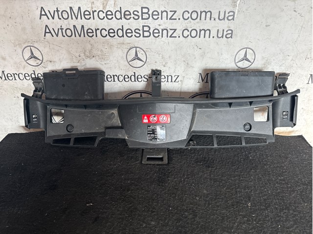 Воздухозаборник A2125000555 MERCEDES