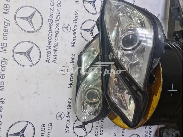 Вставка фары правой A2128202859 MERCEDES