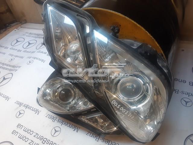 MERCEDES 2128204161 Фара правая в наличии Тернополь