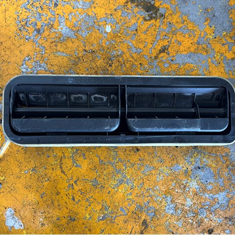 Люк заднего крыла A2128300242 MERCEDES