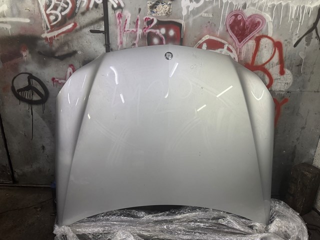 Капот двигателя A2128800357 MERCEDES