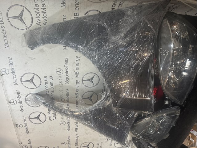 MERCEDES A2128801218 Крыло переднее правое в наличии Тернополь