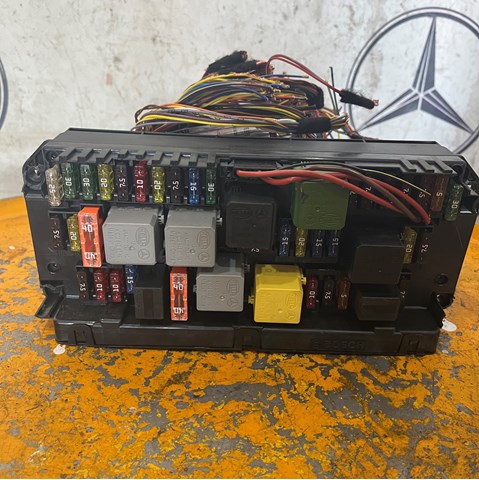 Блок управления сигналами SAM A2129003021 MERCEDES