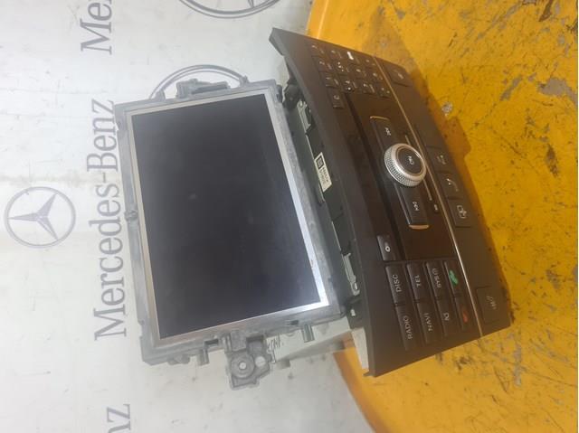 Радиоприемник A2129004208 MERCEDES