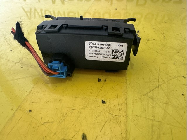 Блок кнопок центральной консоли A2129054900 MERCEDES