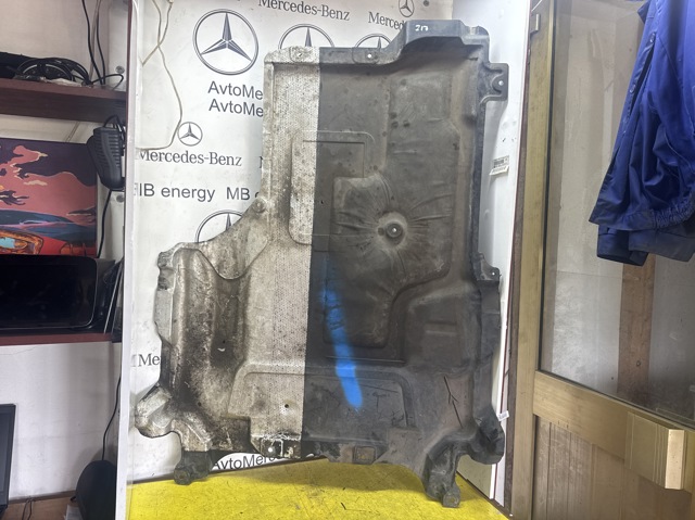 Защита двигателя задняя A2135201600 MERCEDES