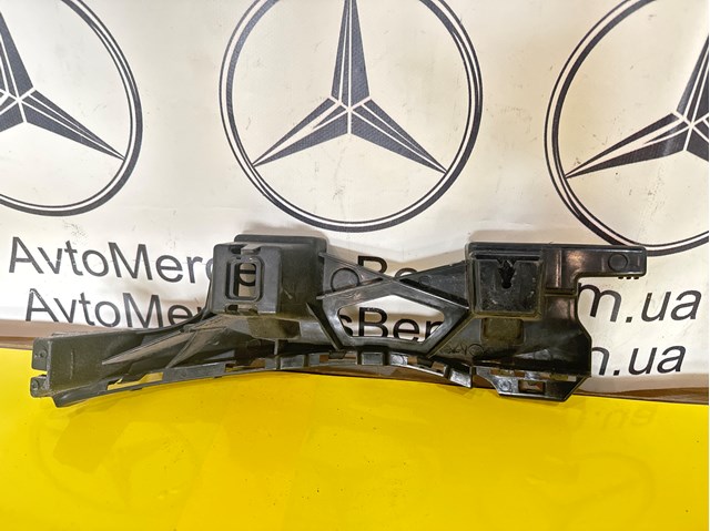 Крепление бамера левое A2138850065 MERCEDES