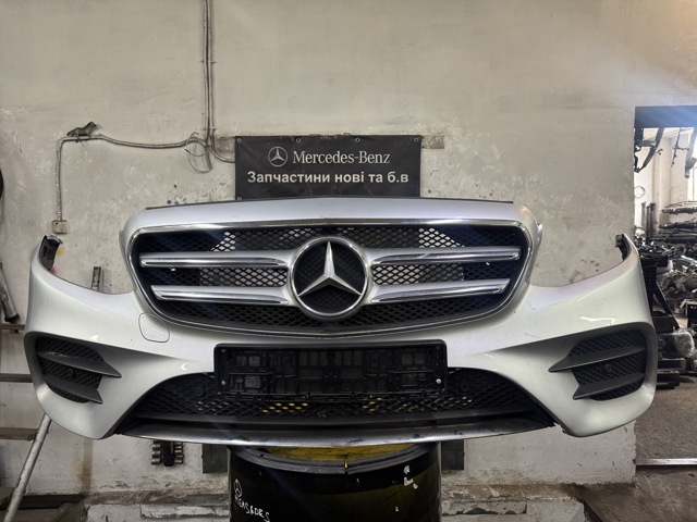 Буфер (бампер) передний A2138852700 MERCEDES
