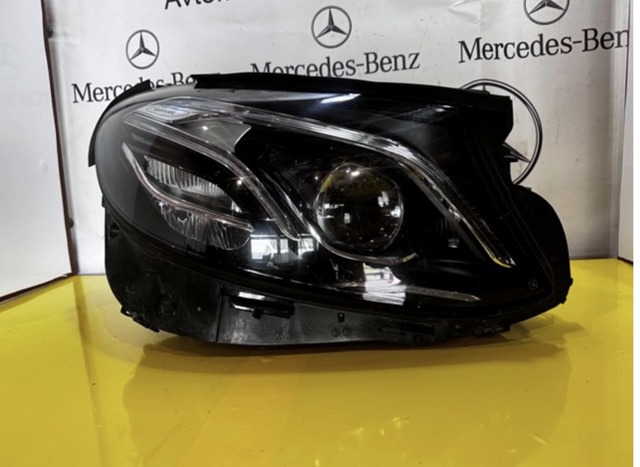 Фара правая A2139069604 MERCEDES