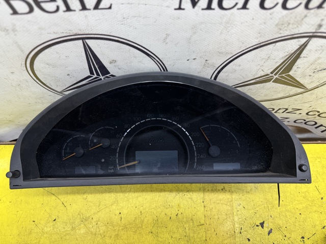 MERCEDES A2205401211 Панель приборов в наличии Хмельницкий
