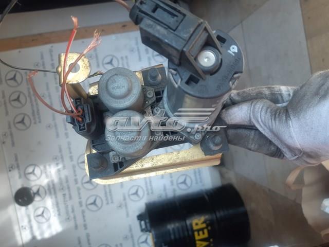MERCEDES A2208300084 Кран печки (отопителя) в наличии Николаев