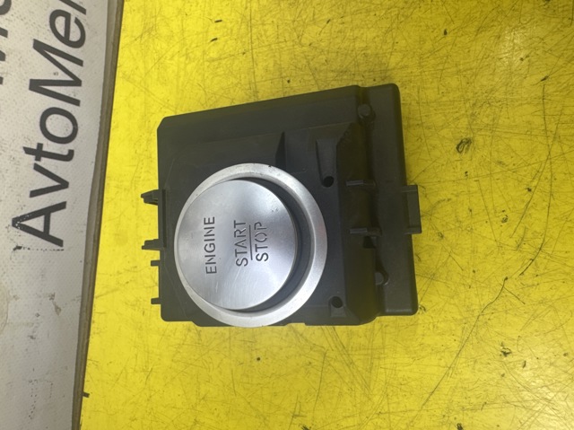 MERCEDES A2215450714 Кнопка запуска двигателя в наличии Львов
