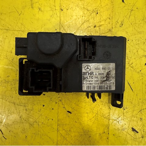 Реле отопителя A2218200110 MERCEDES