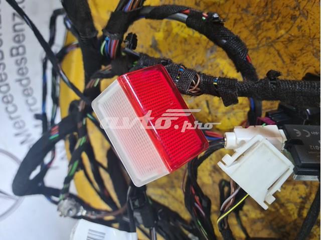 Лампы переносная и подкапотная A2218202101 MERCEDES