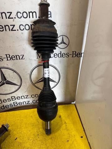 Привод в сборе левый A2463309600 MERCEDES