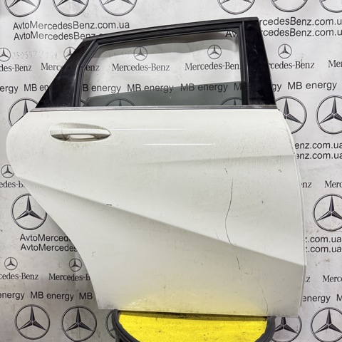 Задняя правая дверь A2467300205 MERCEDES