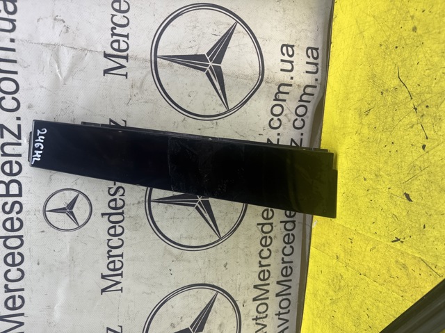 MERCEDES A2467320100 Накладка двери задней левой вертикальная в наличии Николаев