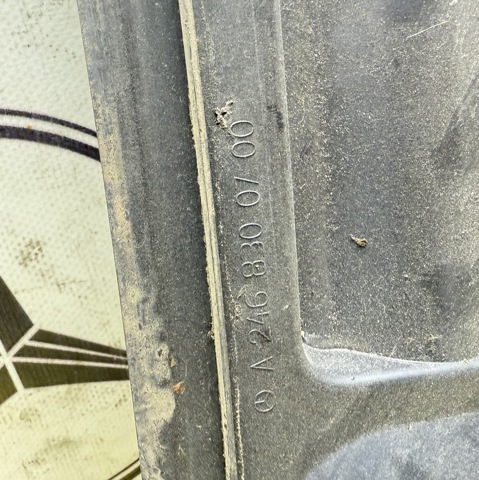 MERCEDES 2468300700 Водосток лобового стекла, жабо в наличии Черновцы