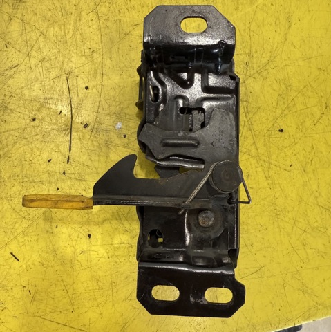 Замок крышки капота A2468800460 MERCEDES