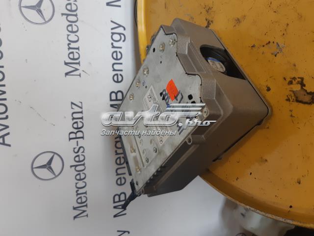 Усилитель звука аудиосистемы A2518209589 MERCEDES