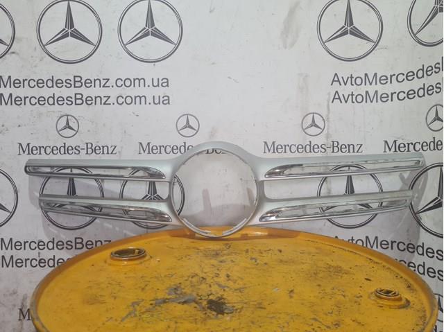 Облицовка радиатора A2538882300 MERCEDES