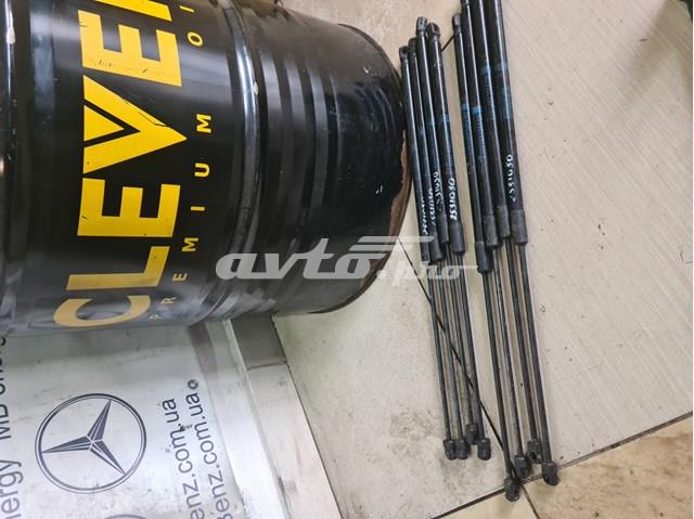 Опора капота правая A2539801264 MERCEDES