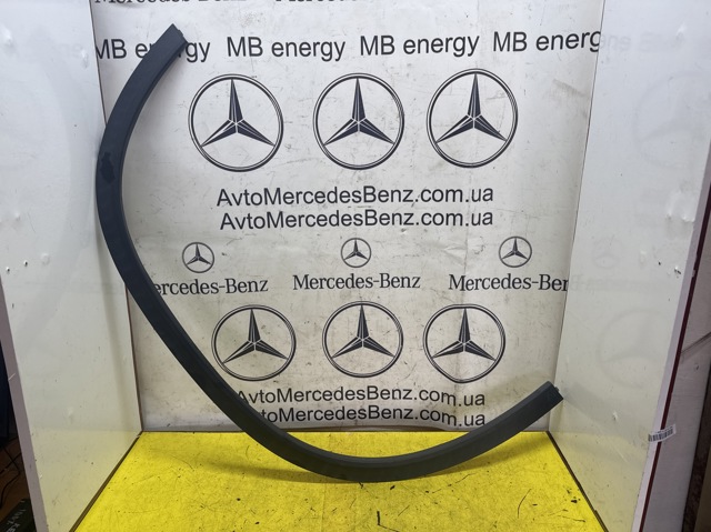 Расширитель передней арки колеса, правый A2928856622 MERCEDES
