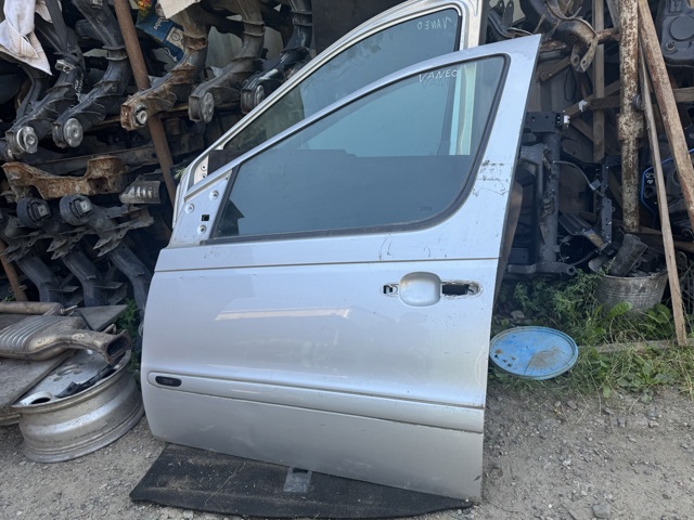 Двери A4147200005 MERCEDES