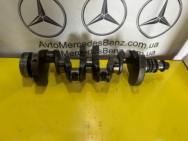 Коленвал двигателя A6010300901 MERCEDES