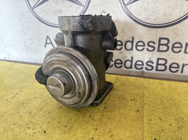Клапан ЕГР A6060900154 MERCEDES