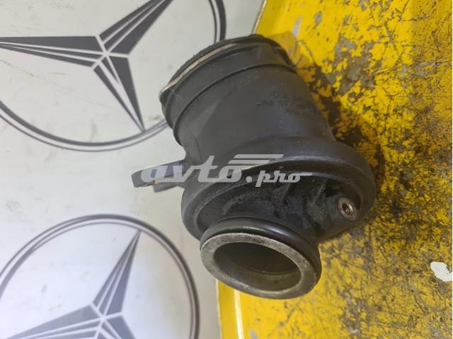 Патрубок воздушный, выход из турбины/компрессора (наддув) A6110981807 MERCEDES