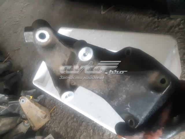 A6112230704 Кронштейн подушки (опоры) двигателя левой купить Полтава