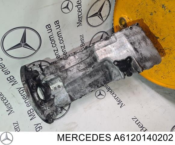 Масляный поддон двигателя A6120140202 MERCEDES