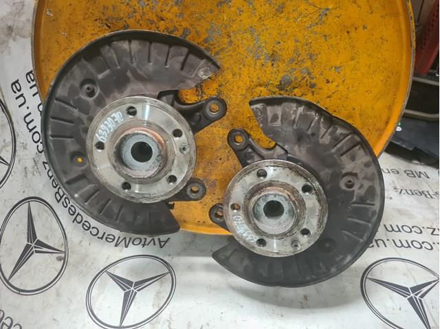 MERCEDES A6393301332 Цапфа передняя правая в наличии Житомир