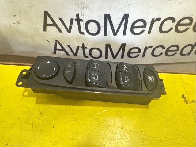 Кнопки переднего левого стекло подъемника A6395451213 MERCEDES