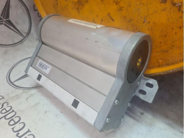 Подушка безопасности (AIRBAG) пассажирская A6398600102 MERCEDES