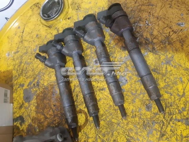 Форсунка впрыска топлива A6400701287 MERCEDES