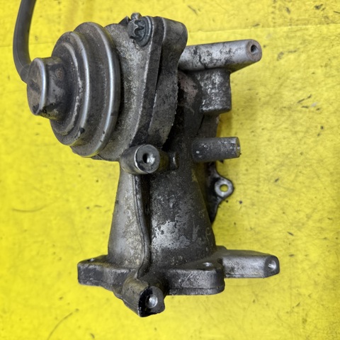 Клапан EGR системы рециркуляции отработавших газов A6401401160 MERCEDES