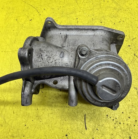 Клапан EGR системы рециркуляции отработавших газов A6401401360 MERCEDES