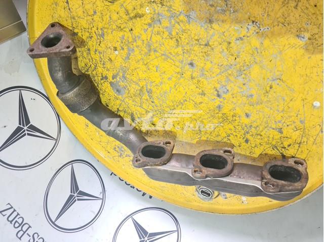 Коллектор выпускной, правый A6421400809 MERCEDES