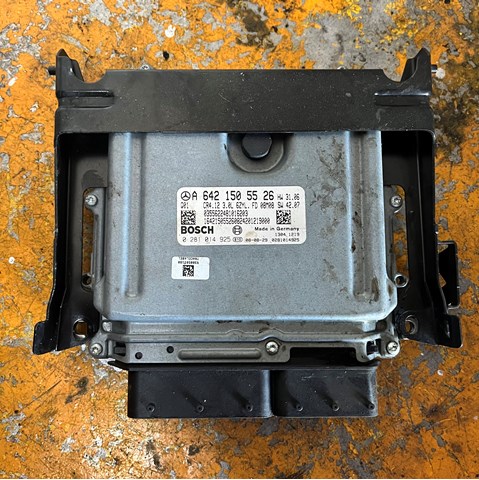 Модуль управления двигателем A6421505526 MERCEDES