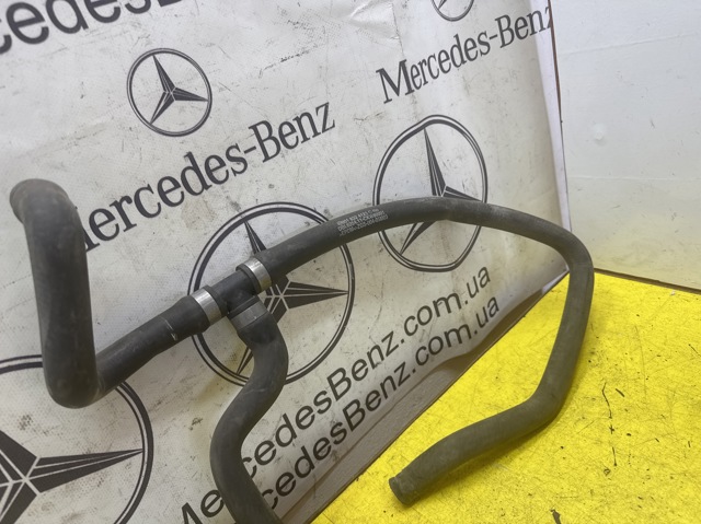 Патрубок отопителя A9018324123 MERCEDES