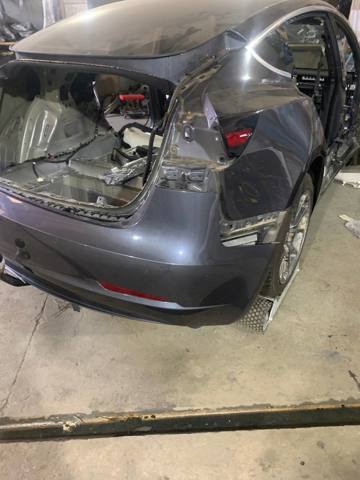 1108905S3A TESLA Задний бампер купить в Ровно
