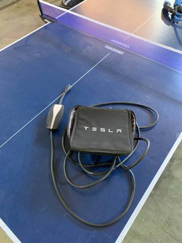 TESLA 147906800C Кабель для зарядки электромобиля в наличии Сумы